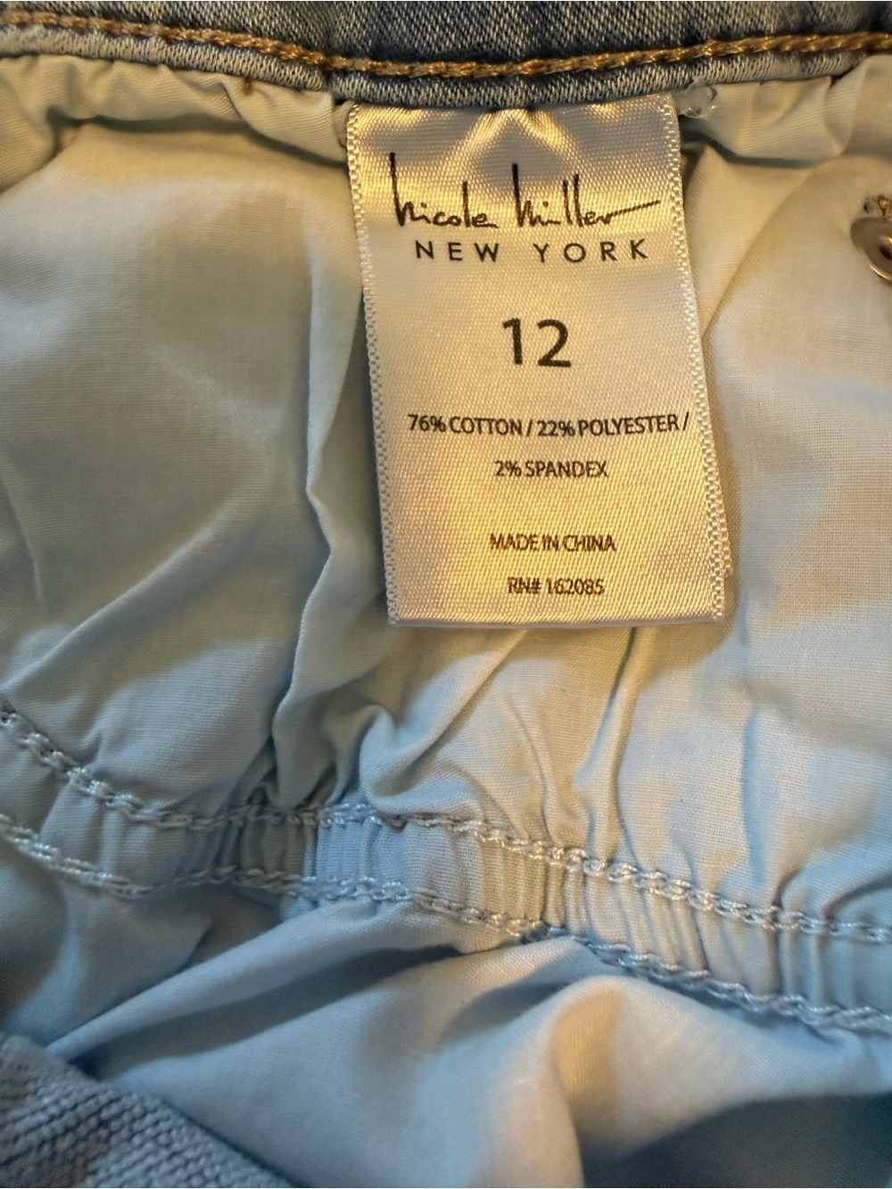Nicole Miller Light Wash Denim Shorts - Picture 5 of 5